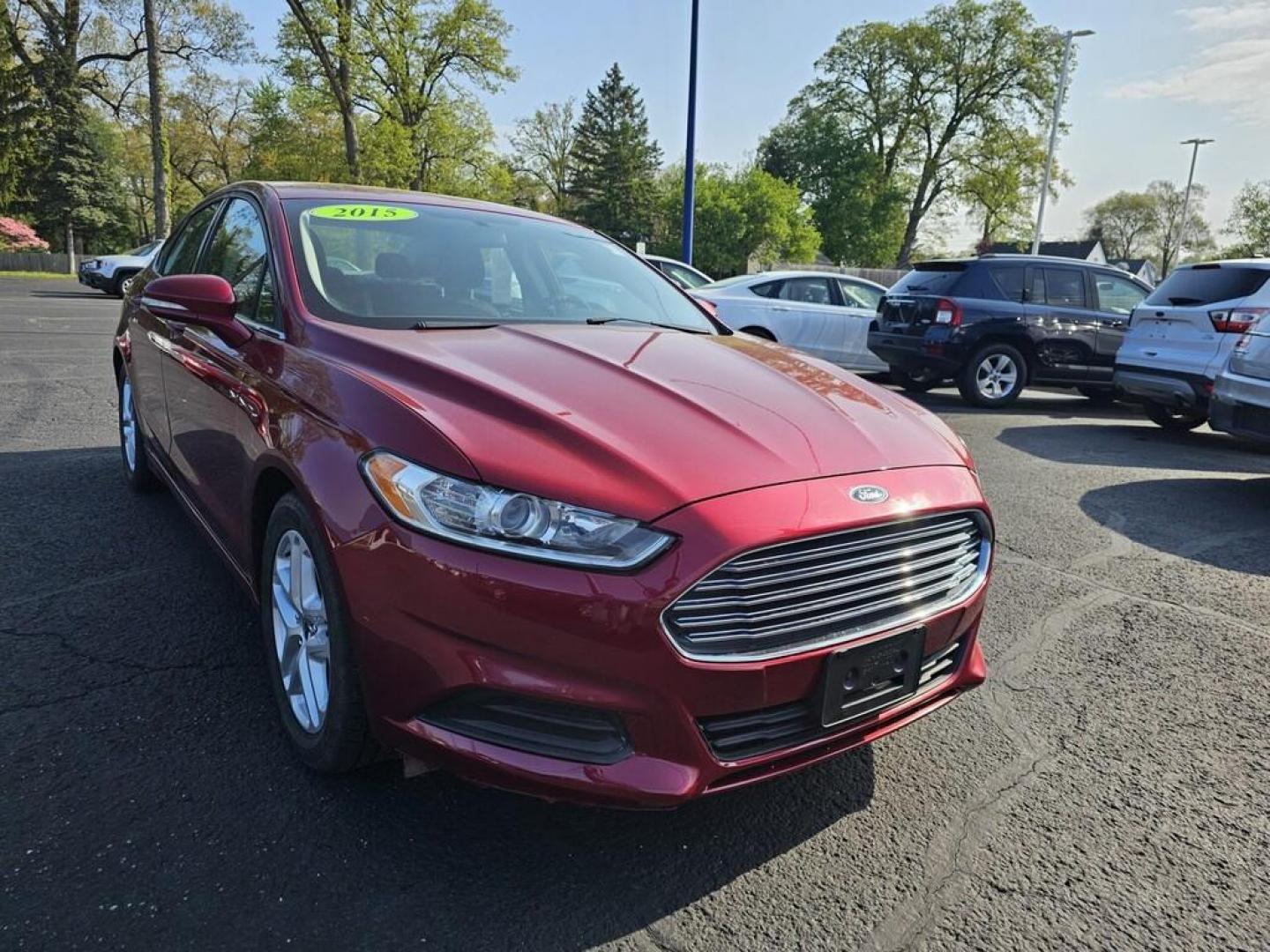 2015 RED FORD FUSION SE (3FA6P0H76FR) , located at 5744 Central Avenue, Toledo, OH, 43615, (419) 724-0130, 41.676781, -83.682137 - Photo#0