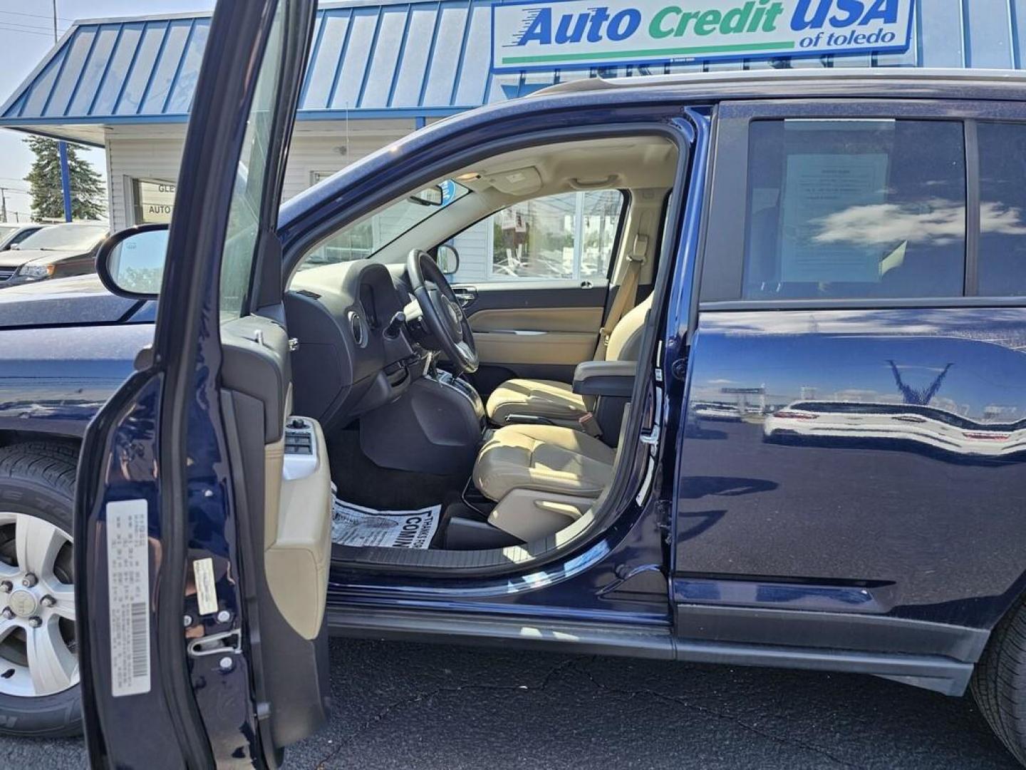 2017 Blue Jeep COMPASS LATITUDE (1C4NJDEB6HD) , located at 5744 Central Avenue, Toledo, OH, 43615, (419) 724-0130, 41.676781, -83.682137 - Photo#6