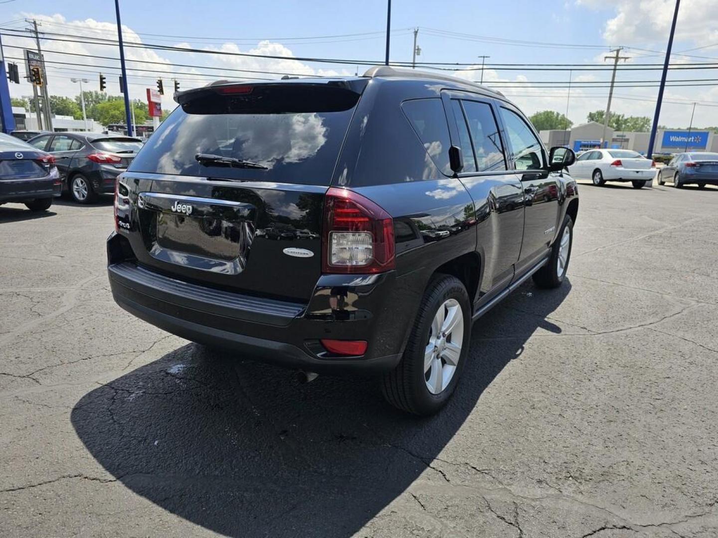 2016 BLACK JEEP COMPASS LATITUDE (1C4NJDEB6GD) , located at 5744 Central Avenue, Toledo, OH, 43615, (419) 724-0130, 41.676781, -83.682137 - Photo#3