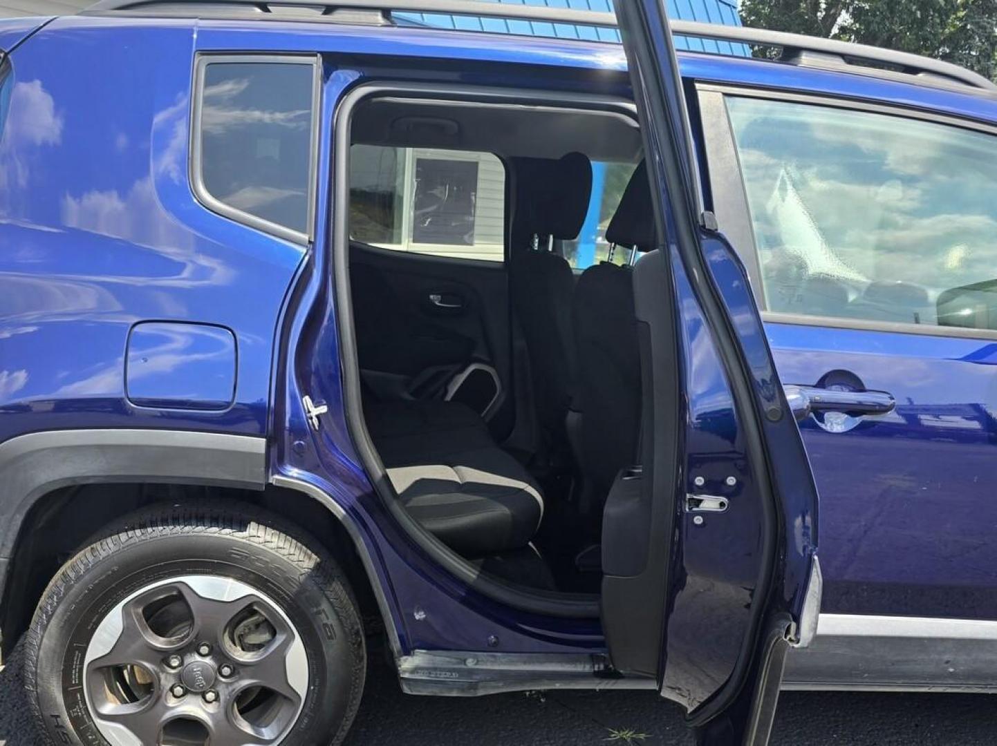 2017 BLUE JEEP RENEGADE SPORT (ZACCJAAB0HP) , located at 5744 Central Avenue, Toledo, OH, 43615, (419) 724-0130, 41.676781, -83.682137 - Photo#8