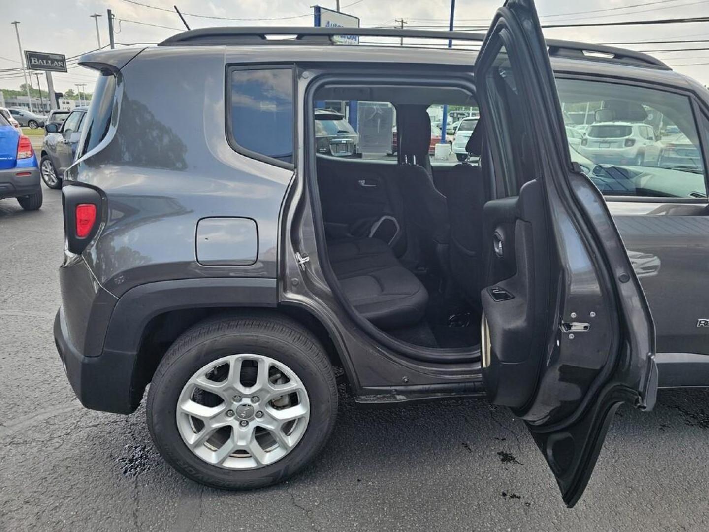 2016 GRAY JEEP RENEGADE LATITUDE (ZACCJABT4GP) , located at 5744 Central Avenue, Toledo, OH, 43615, (419) 724-0130, 41.676781, -83.682137 - Photo#8