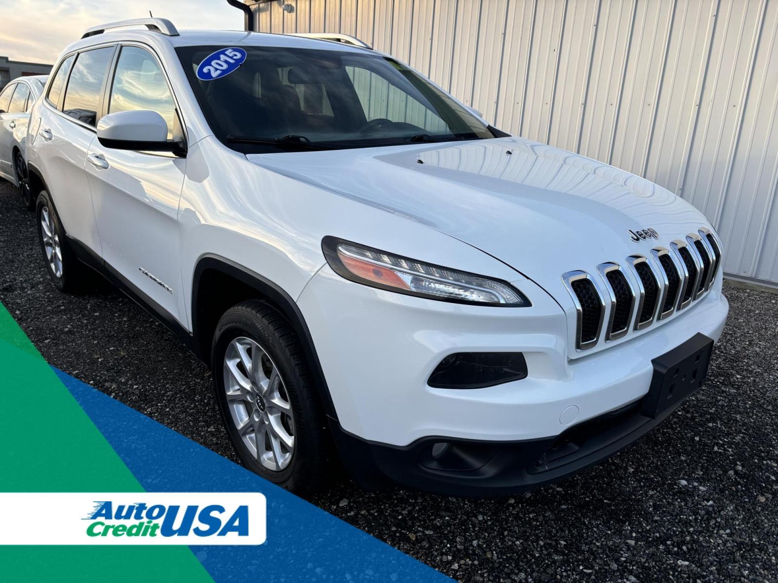 2016 GRAY Jeep CHEROKEE LATITUDE (1C4PJLCBXGW) with an Other engine, located at 15 Petro Dr, Warsaw, IN, 46582, (574) 306-0055, 41.273563, -85.857544 - 2016 Jeep CHEROKEE LATITUDE - Photo#0