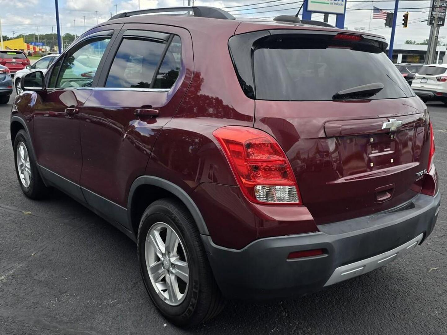 2016 MAROON CHEVROLET TRAX 1LT (3GNCJLSB9GL) , located at 5744 Central Avenue, Toledo, OH, 43615, (419) 724-0130, 41.676781, -83.682137 - Photo#2