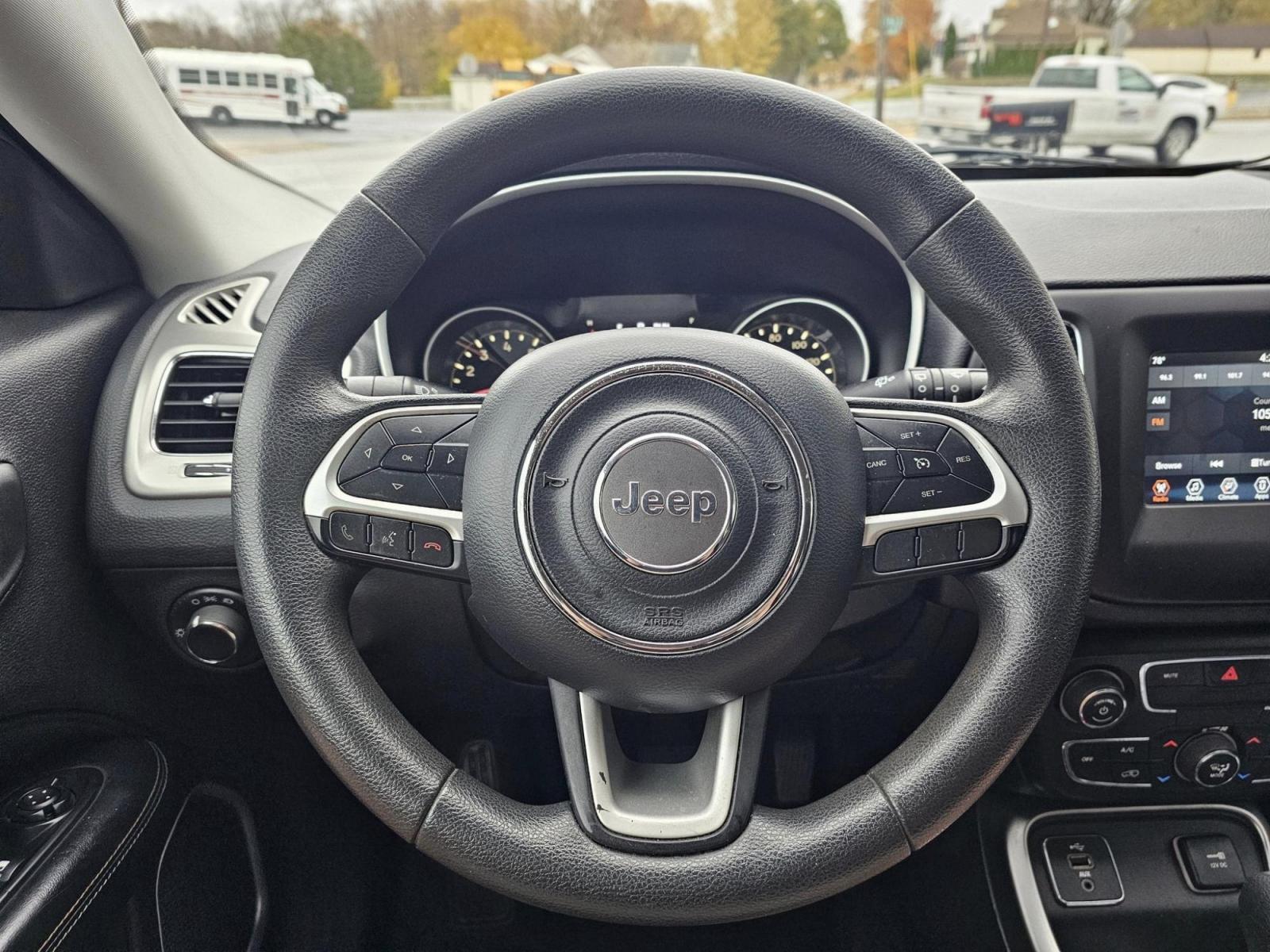 2019 WHITE /Grey Jeep COMPASS SPORT Sport FWD (3C4NJCAB2KT) with an 2.4L L4 DOHC 16V engine, located at 502 South Main Street, Columbia City, IN, 46725, (260) 244-4645, 41.151382, -85.490578 - 2019 Jeep COMPASS SPORT Sport FWD - Photo#8