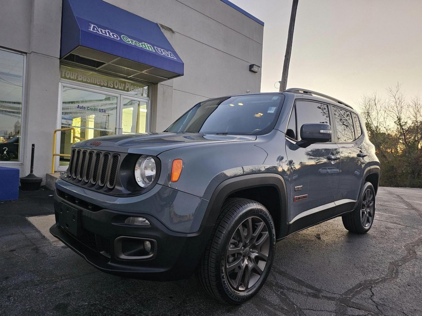 2016 TEAL /Black JEEP RENEGADE LATITUDE Latitude 4WD (ZACCJBBT0GP) with an 2.4L L4 DOHC 16V engine, 6M transmission, located at 502 South Main Street, Columbia City, IN, 46725, (260) 244-4645, 41.151382, -85.490578 - 2016 JEEP RENEGADE LATITUDE Latitude 4WD - Photo#1