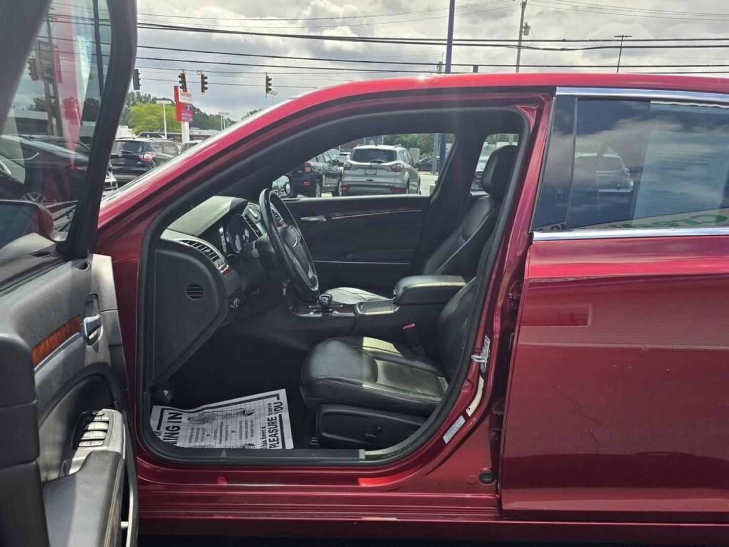 2014 RED Chrysler 300 BASE (2C3CCARGXEH) , located at 5744 Central Avenue, Toledo, OH, 43615, (419) 724-0130, 41.676781, -83.682137 - Photo#5