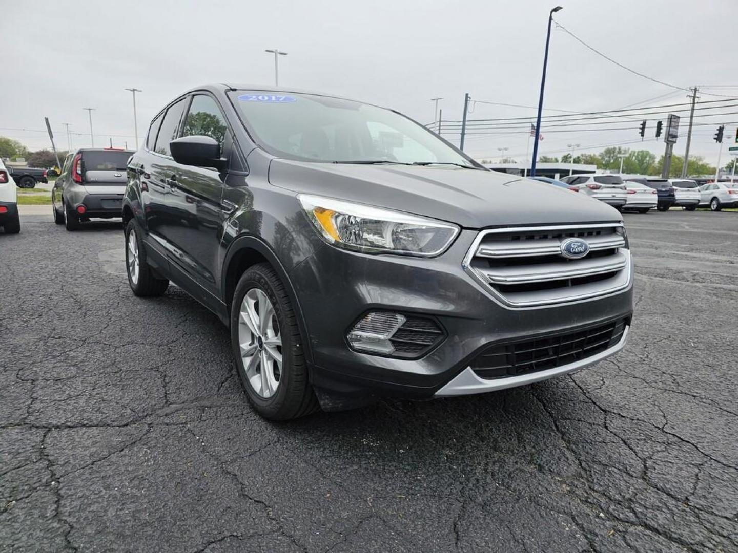 2017 GRAY FORD ESCAPE SE (1FMCU0GD9HU) , located at 5744 Central Avenue, Toledo, OH, 43615, (419) 724-0130, 41.676781, -83.682137 - Photo#0