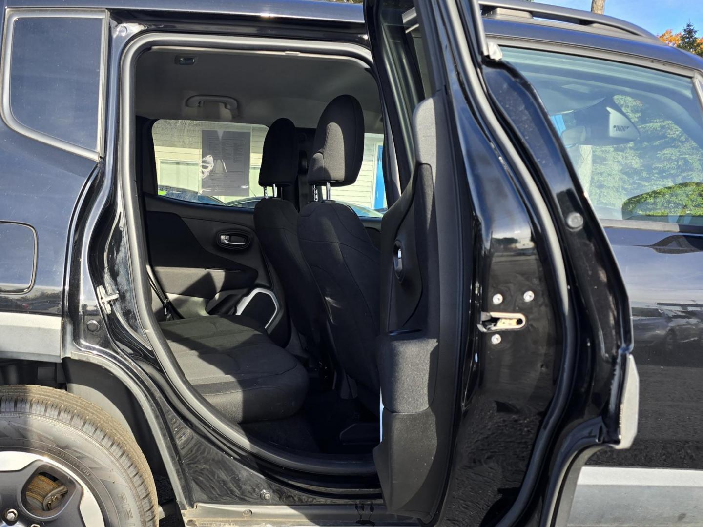 2018 BLACK JEEP RENEGADE SPORT (ZACCJBAB2JP) with an Other engine, located at 5744 Central Avenue, Toledo, OH, 43615, (419) 724-0130, 41.676781, -83.682137 - 2018 JEEP RENEGADE SPORT - Photo#8