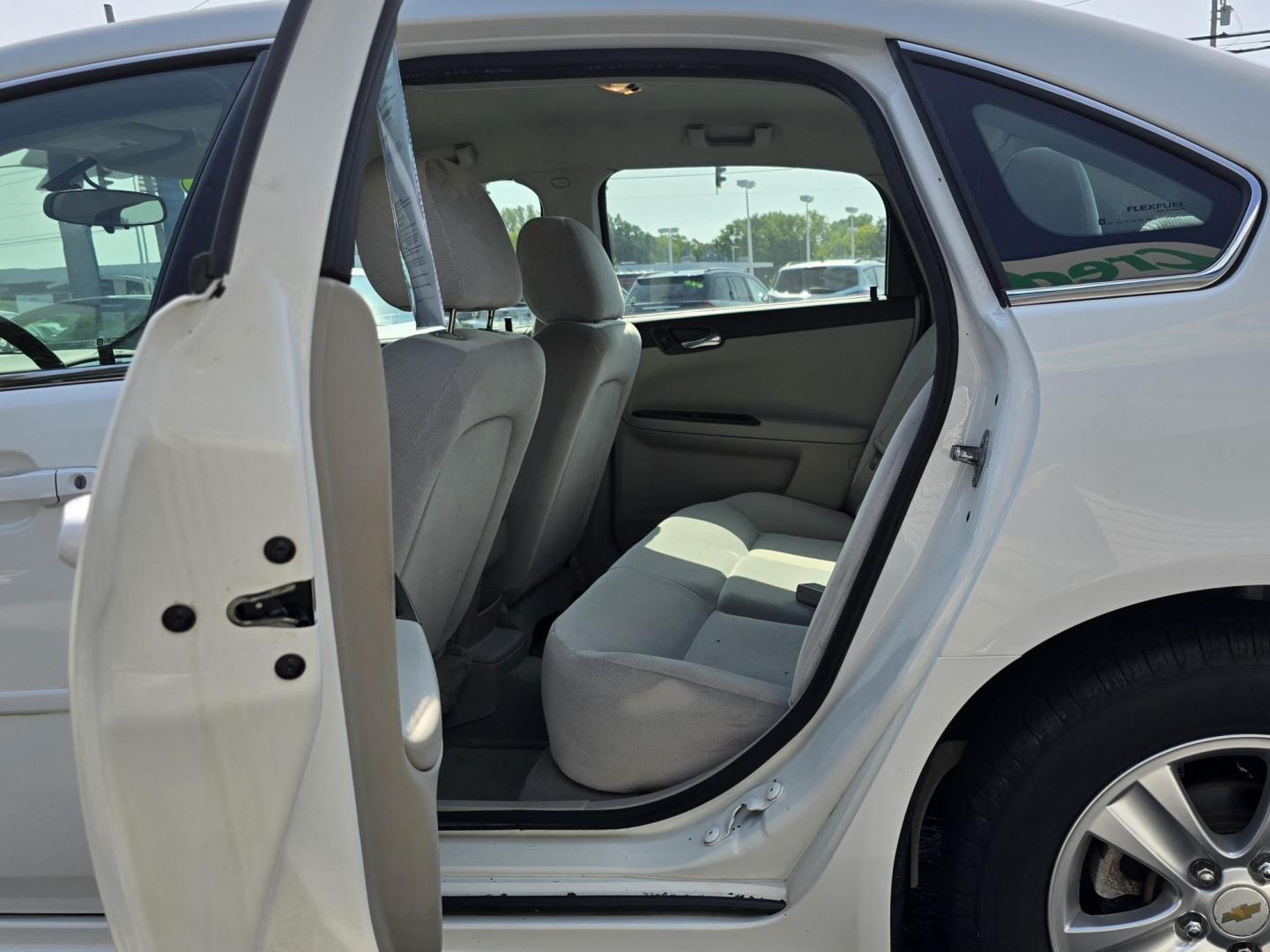 2016 WHITE CHEVROLET IMPALA LIMITED LS (2G1WA5E34G1) , located at 5744 Central Avenue, Toledo, OH, 43615, (419) 724-0130, 41.676781, -83.682137 - Photo#6