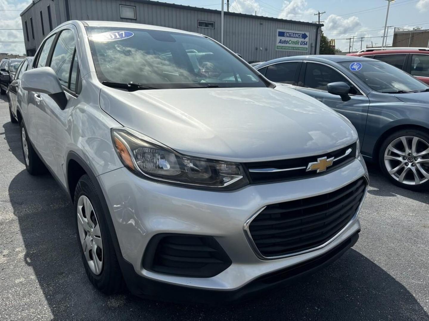 2017 GRAY CHEVROLET TRAX LS (KL7CJKSB3HB) , located at 100 West Coliseum Boulevard, Fort Wayne, IN, 46805, (260) 471-0567, 41.119961, -85.140312 - Photo#0