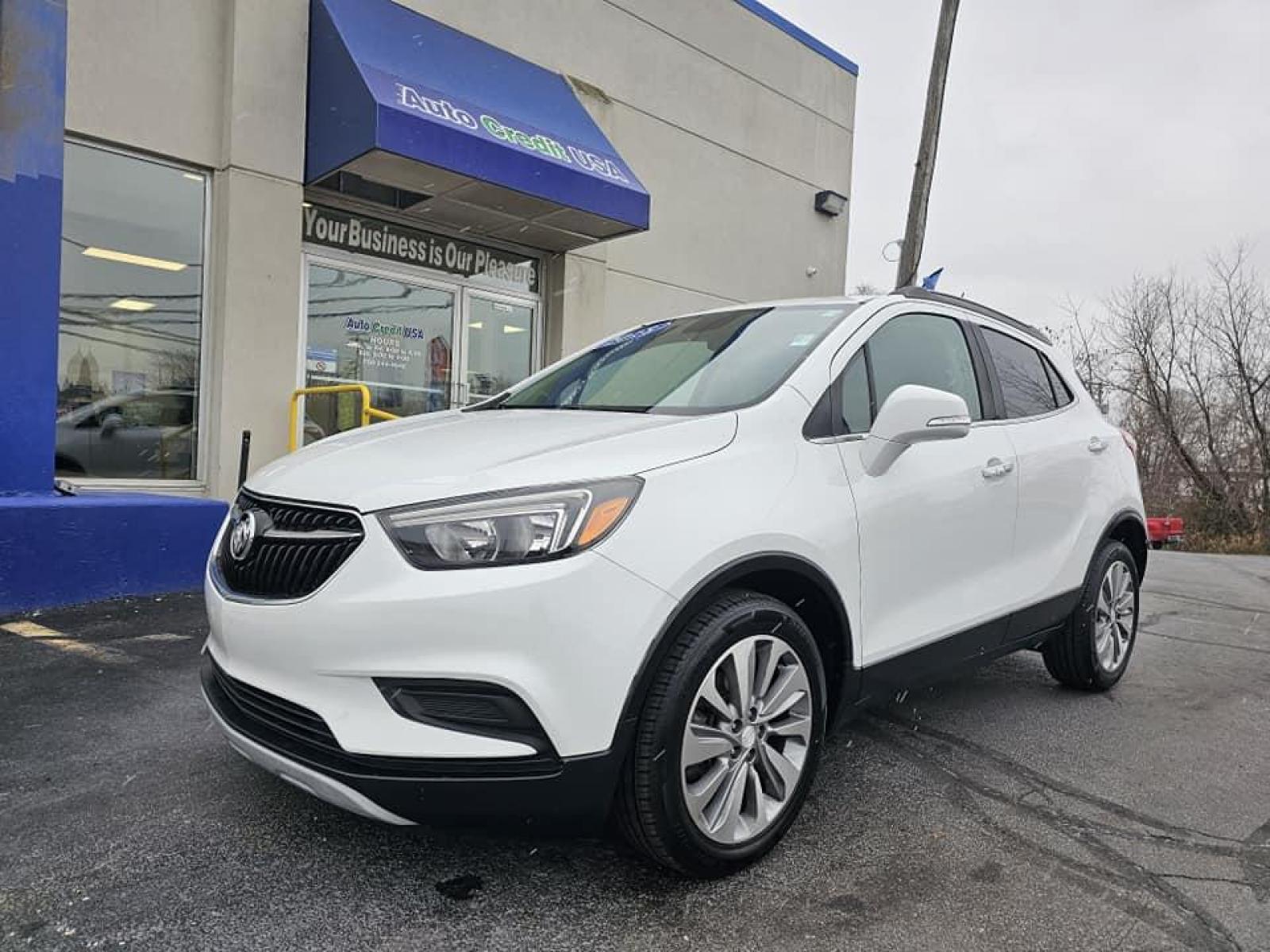 2018 WHITE /BLACK Buick ENCORE Preferred FWD (KL4CJASB9JB) with an 1.4L L4 DOHC 16V TURBO engine, 6A transmission, located at 502 South Main Street, Columbia City, IN, 46725, (260) 244-4645, 41.151382, -85.490578 - 2018 Buick ENCORE Preferred FWD - Photo#1