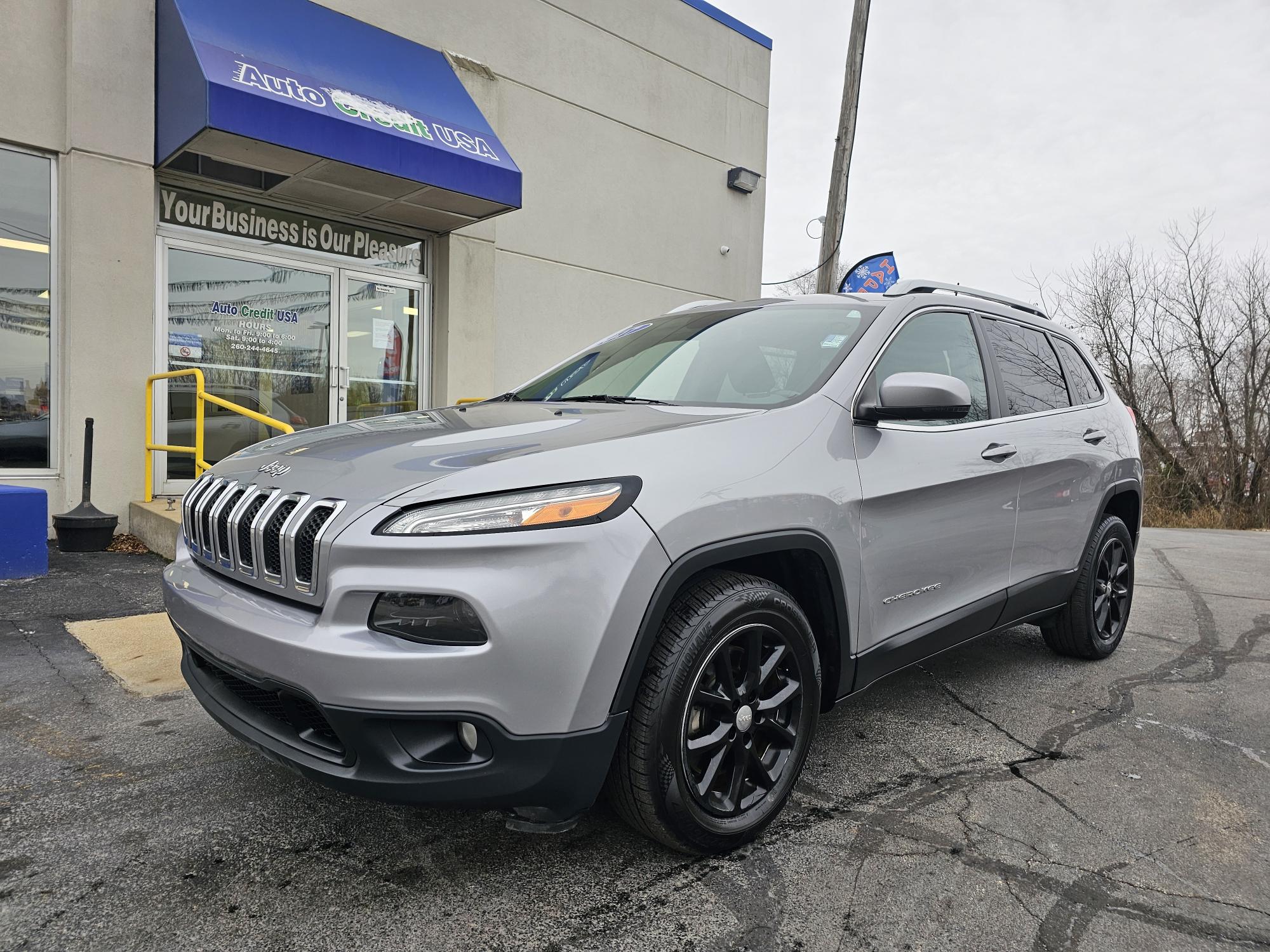 photo of 2017 Jeep Cherokee Latitude FWD