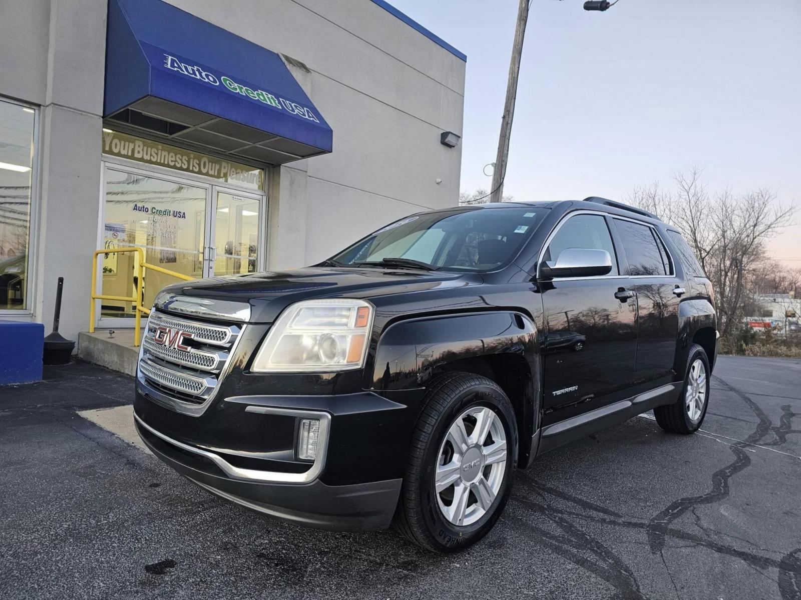 2016 BLACK /black GMC TERRAIN SLE2 FWD (2GKALNEK1G6) with an 2.4L L4 DOHC 16V engine, 6A transmission, located at 502 South Main Street, Columbia City, IN, 46725, (260) 244-4645, 41.151382, -85.490578 - 2016 GMC TERRAIN SLE2 FWD - Photo#2