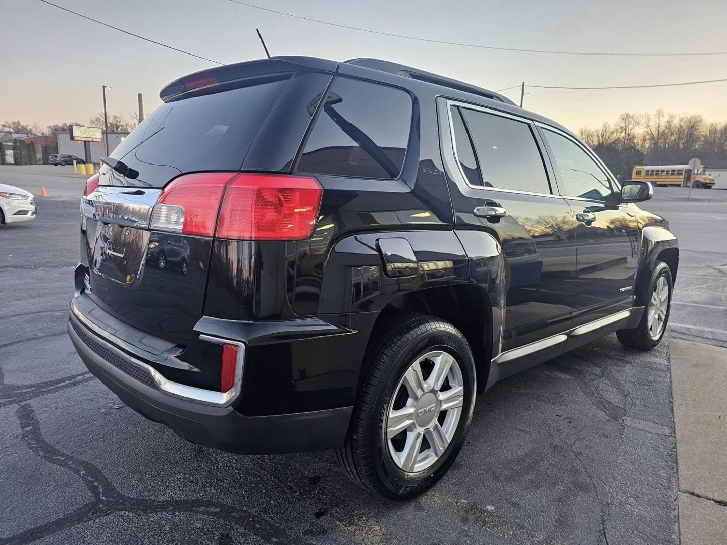 2016 BLACK /black GMC Terrain SLE2 FWD (2GKALNEK1G6) with an 2.4L L4 DOHC 16V engine, 6A transmission, located at 502 South Main Street, Columbia City, IN, 46725, (260) 244-4645, 41.151382, -85.490578 - Photo#2