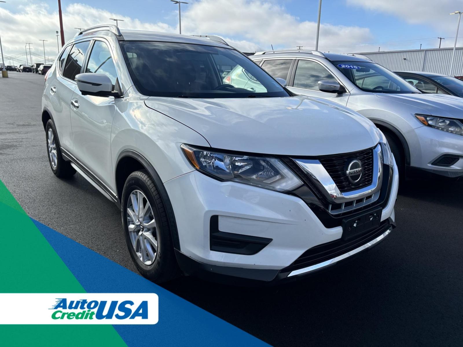 2018 WHITE /Black Nissan ROGUE S; SL; SV S AWD (KNMAT2MV0JP) with an 2.5L L4 DOHC 16V engine, CVT transmission, located at 100 West Coliseum Boulevard, Fort Wayne, IN, 46805, (260) 471-0567, 41.119961, -85.140312 - 2018 Nissan ROGUE S; SL; SV S AWD - Photo#0