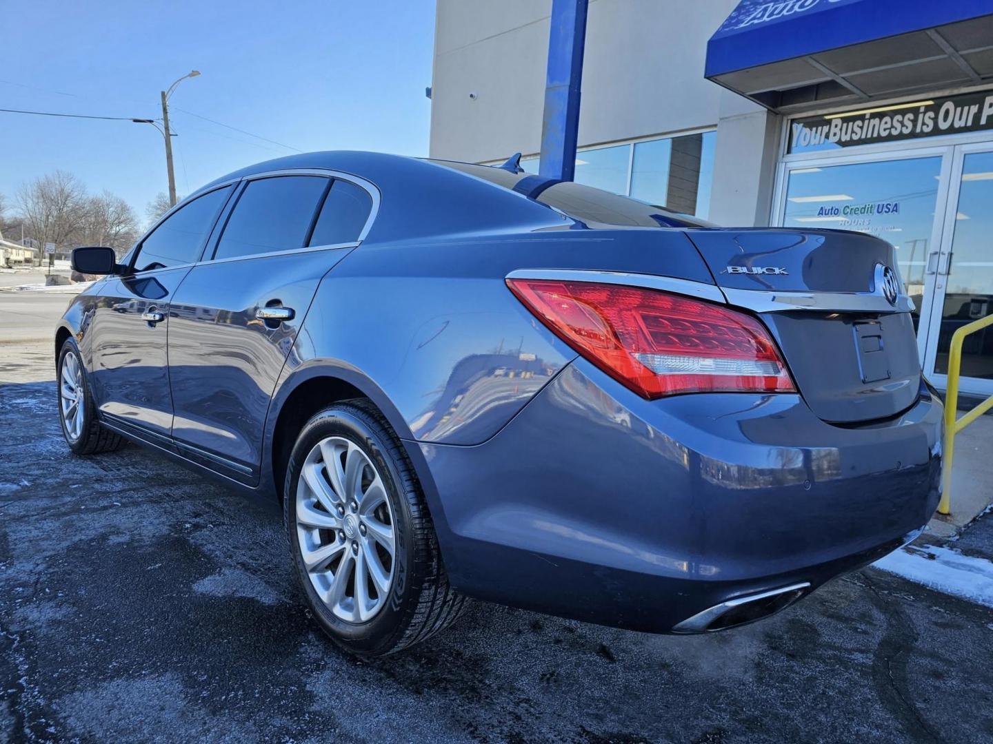 2014 GREY BLUE /TAN lEATHER Buick LaCrosse Leather Package (1G4GB5G34EF) with an 3.6L V6 DOHC 24V FFV engine, 6-Speed Automatic transmission, located at 502 South Main Street, Columbia City, IN, 46725, (260) 244-4645, 41.151382, -85.490578 - Photo#3