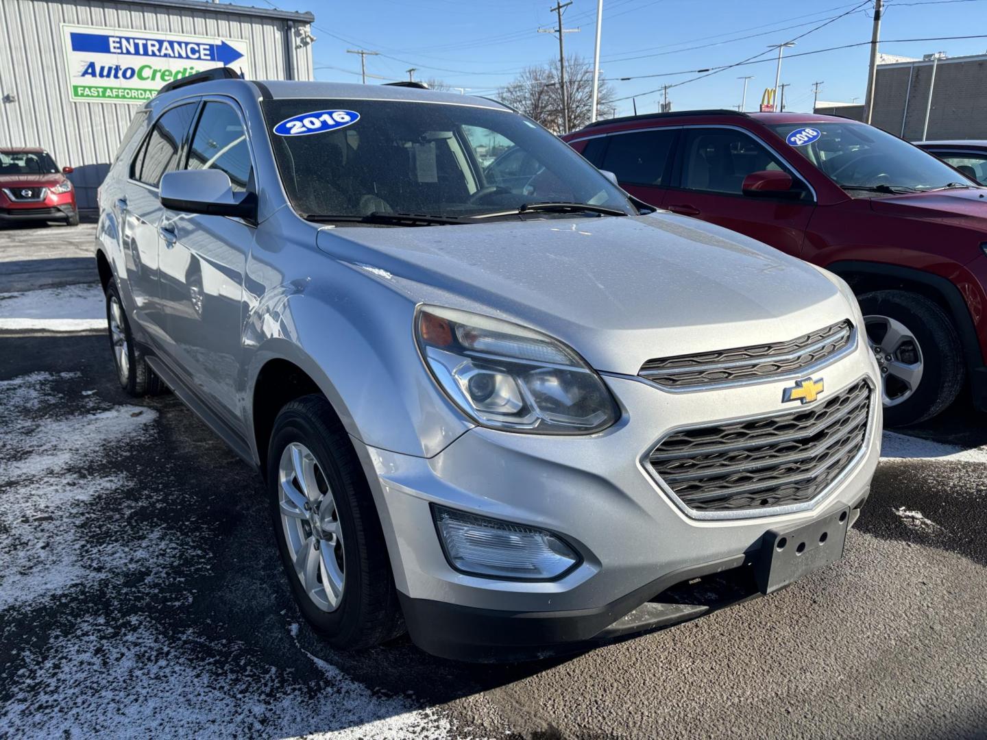 2016 SILVER Chevrolet Equinox LT AWD (2GNFLFEK0G6) with an 2.4L L4 DOHC 16V FFV engine, 6A transmission, located at 100 West Coliseum Boulevard, Fort Wayne, IN, 46805, (260) 471-0567, 41.119961, -85.140312 - Photo#0