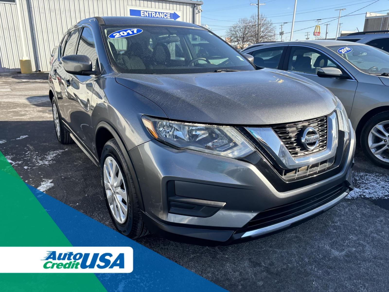 2017 UNKNOWN Nissan ROGUE S; SL; SV SV 2WD (5N1AT2MTXHC) with an 2.5L L4 DOHC 16V engine, CVT transmission, located at 100 West Coliseum Boulevard, Fort Wayne, IN, 46805, (260) 471-0567, 41.119961, -85.140312 - 2017 Nissan ROGUE S; SL; SV SV 2WD - Photo#0