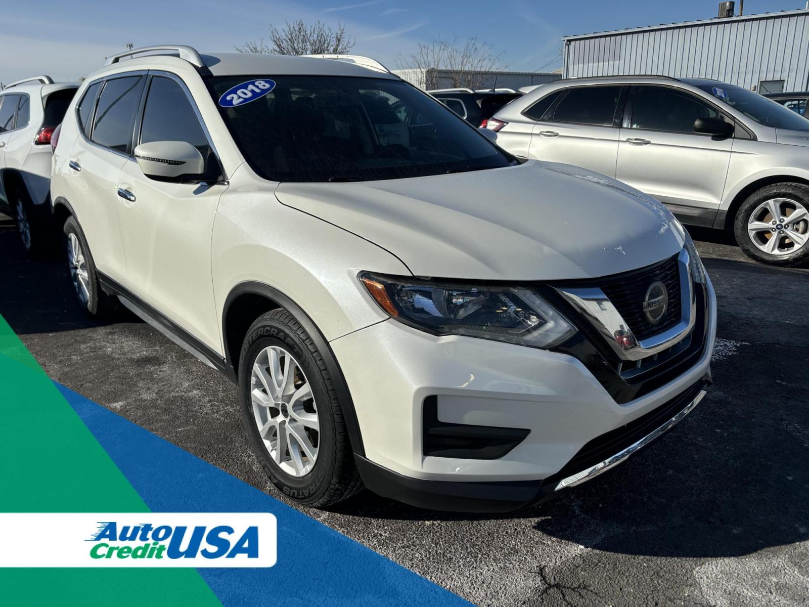 2018 WHITE /Black Nissan ROGUE S; SL; SV SV 2WD (JN8AT2MTXJW) with an 2.5L L4 DOHC 16V engine, CVT transmission, located at 100 West Coliseum Boulevard, Fort Wayne, IN, 46805, (260) 471-0567, 41.119961, -85.140312 - 2018 Nissan ROGUE S; SL; SV SV 2WD - Photo#0