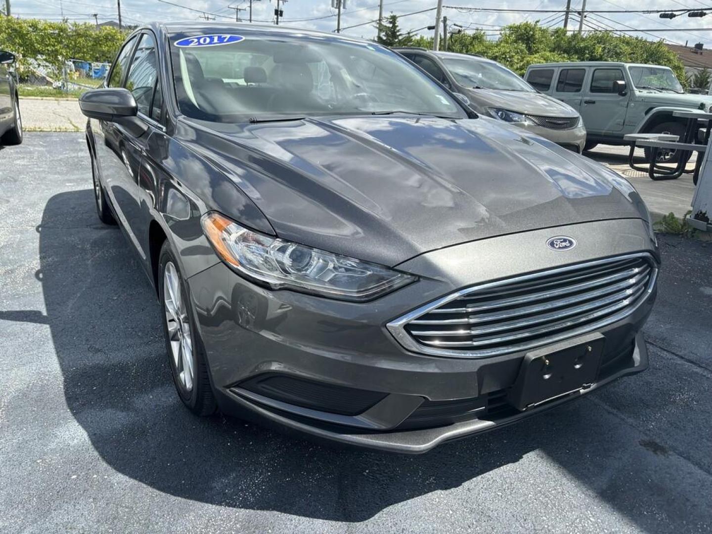 2017 GRAY FORD FUSION SE (3FA6P0HDXHR) , located at 100 West Coliseum Boulevard, Fort Wayne, IN, 46805, (260) 471-0567, 41.119961, -85.140312 - Photo#0