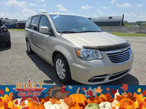 2016 Chrysler TOWN and COUNTRY TOURI