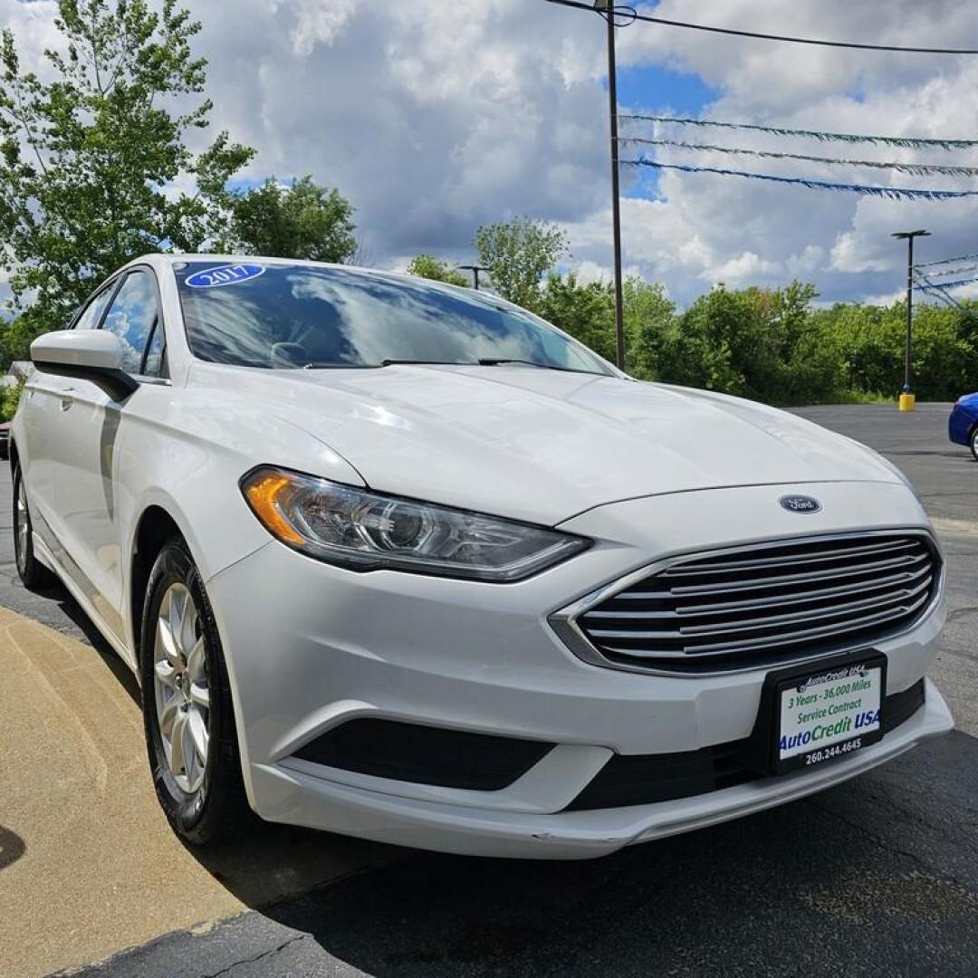 2017 WHITE Ford FUSION S S (3FA6P0G77HR) with an 2.5L I-4 engine, 6 speed AT transmission, located at 502 South Main Street, Columbia City, IN, 46725, (260) 244-4645, 41.151382, -85.490578 - 2017 Ford FUSION S S - Photo#1