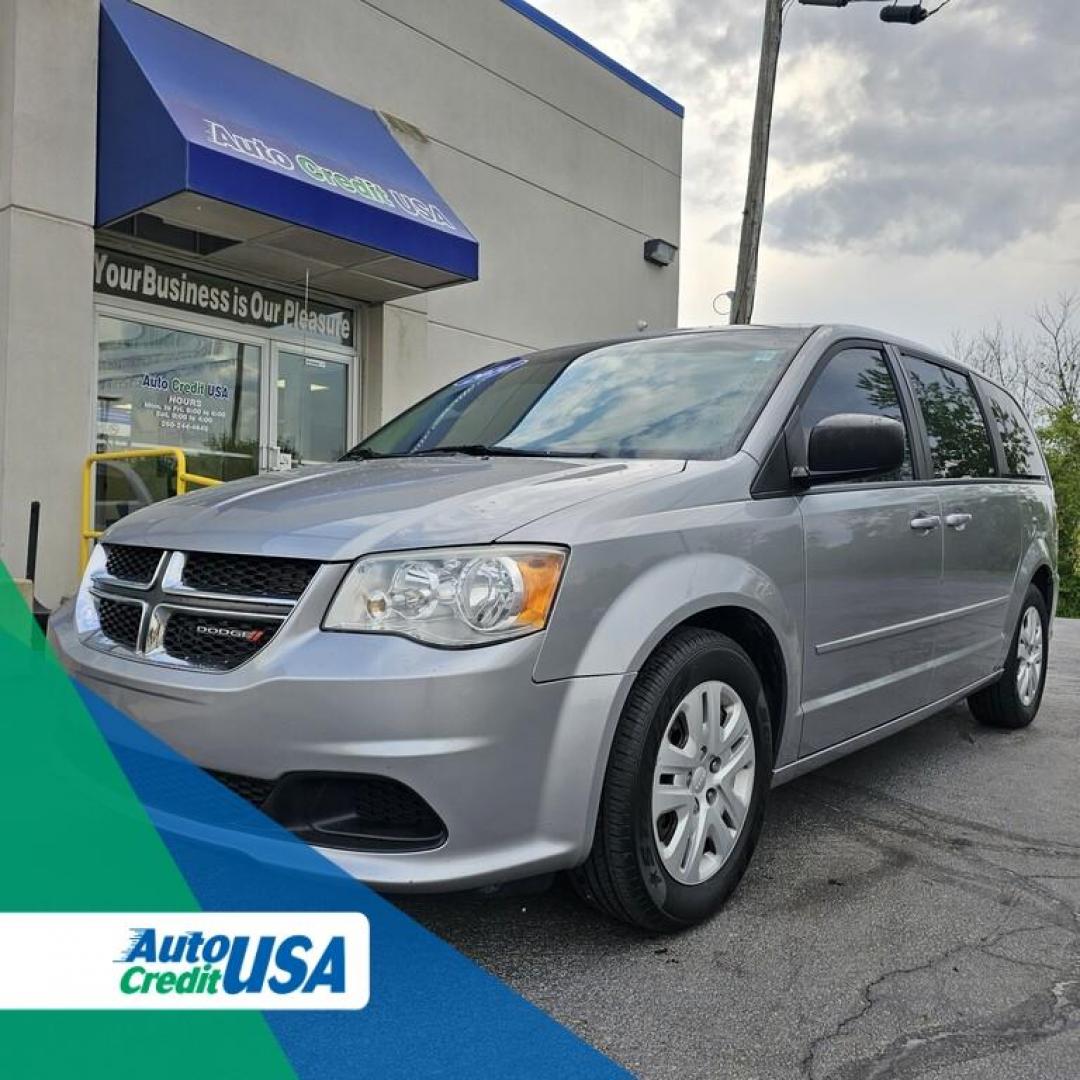 2016 SILVER DODGE GRAND CARAVAN SE SE (2C4RDGBG6GR) with an 3.6L V-6 engine, 6 speed AT transmission, located at 502 South Main Street, Columbia City, IN, 46725, (260) 244-4645, 41.151382, -85.490578 - 2016 DODGE GRAND CARAVAN SE SE - Photo#0