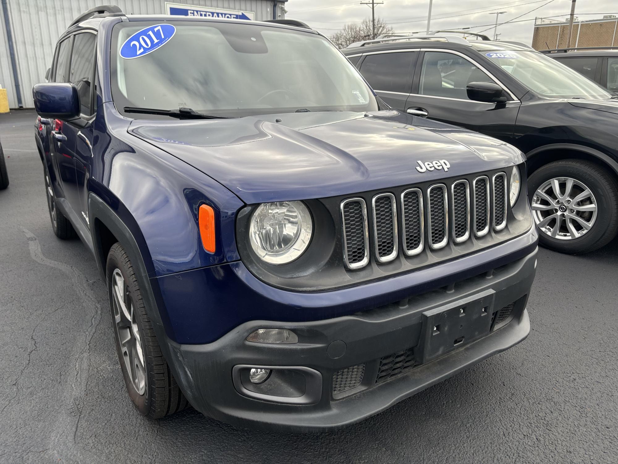 photo of 2017 Jeep RENEGADE LATITUDE