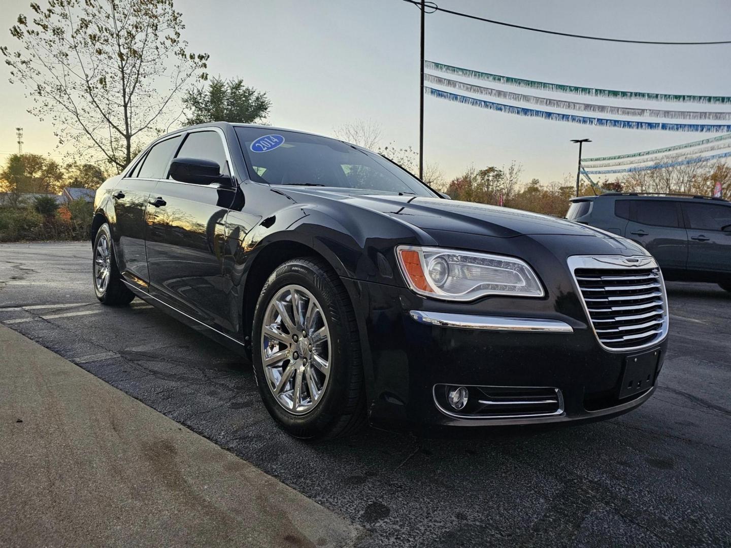 2014 BLACK /TAN CHRYSLER 300C C RWD (2C3CCAEGXEH) with an 3.6L V6 SOHC 24V engine, 5-Speed Automatic transmission, located at 502 South Main Street, Columbia City, IN, 46725, (260) 244-4645, 41.151382, -85.490578 - Photo#1