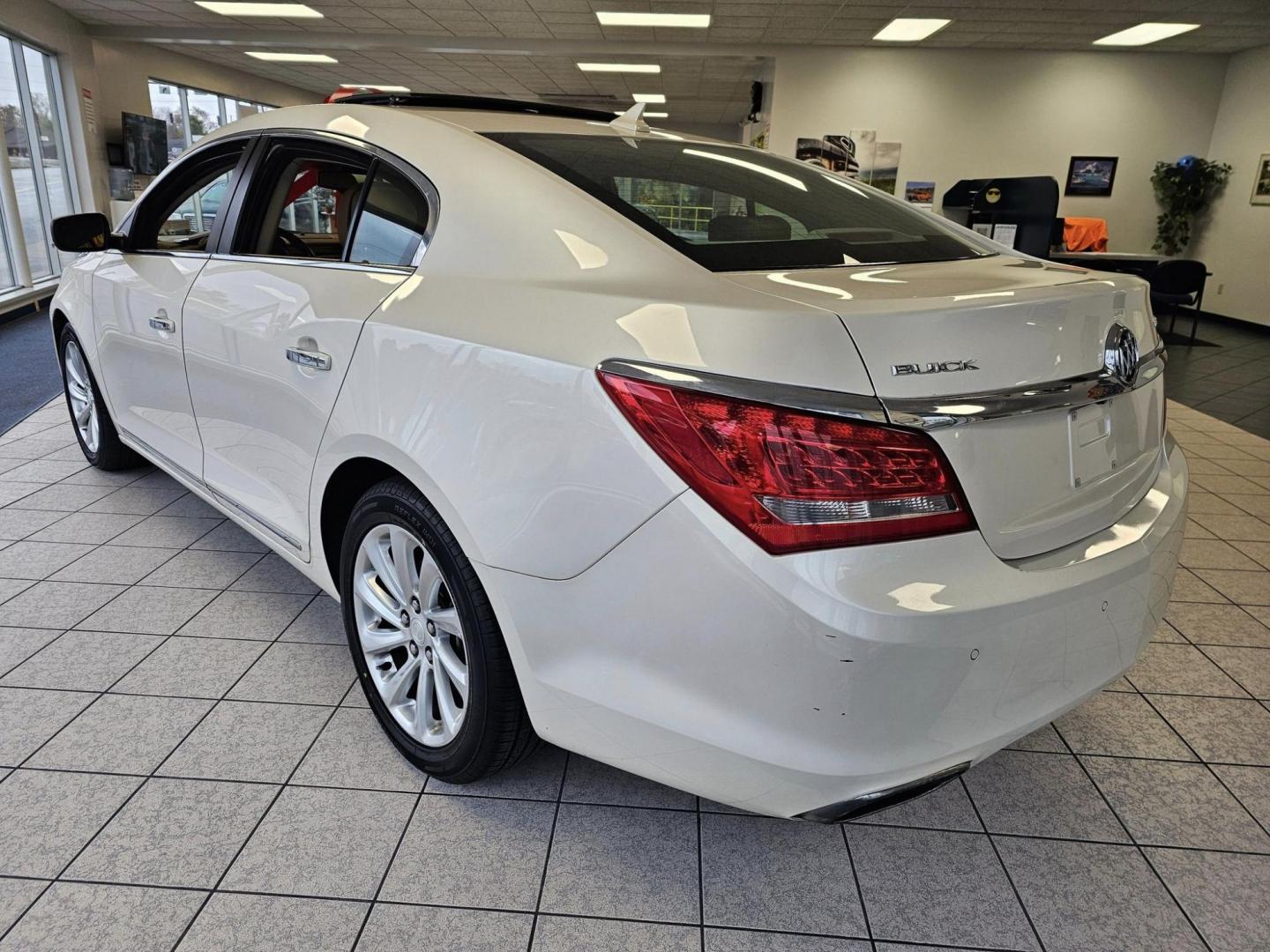 2014 /Tan Buick LaCrosse Leather Package (1G4GB5G35EF) with an 3.6L V6 DOHC 24V FFV engine, 6-Speed Automatic transmission, located at 502 South Main Street, Columbia City, IN, 46725, (260) 244-4645, 41.151382, -85.490578 - Photo#3