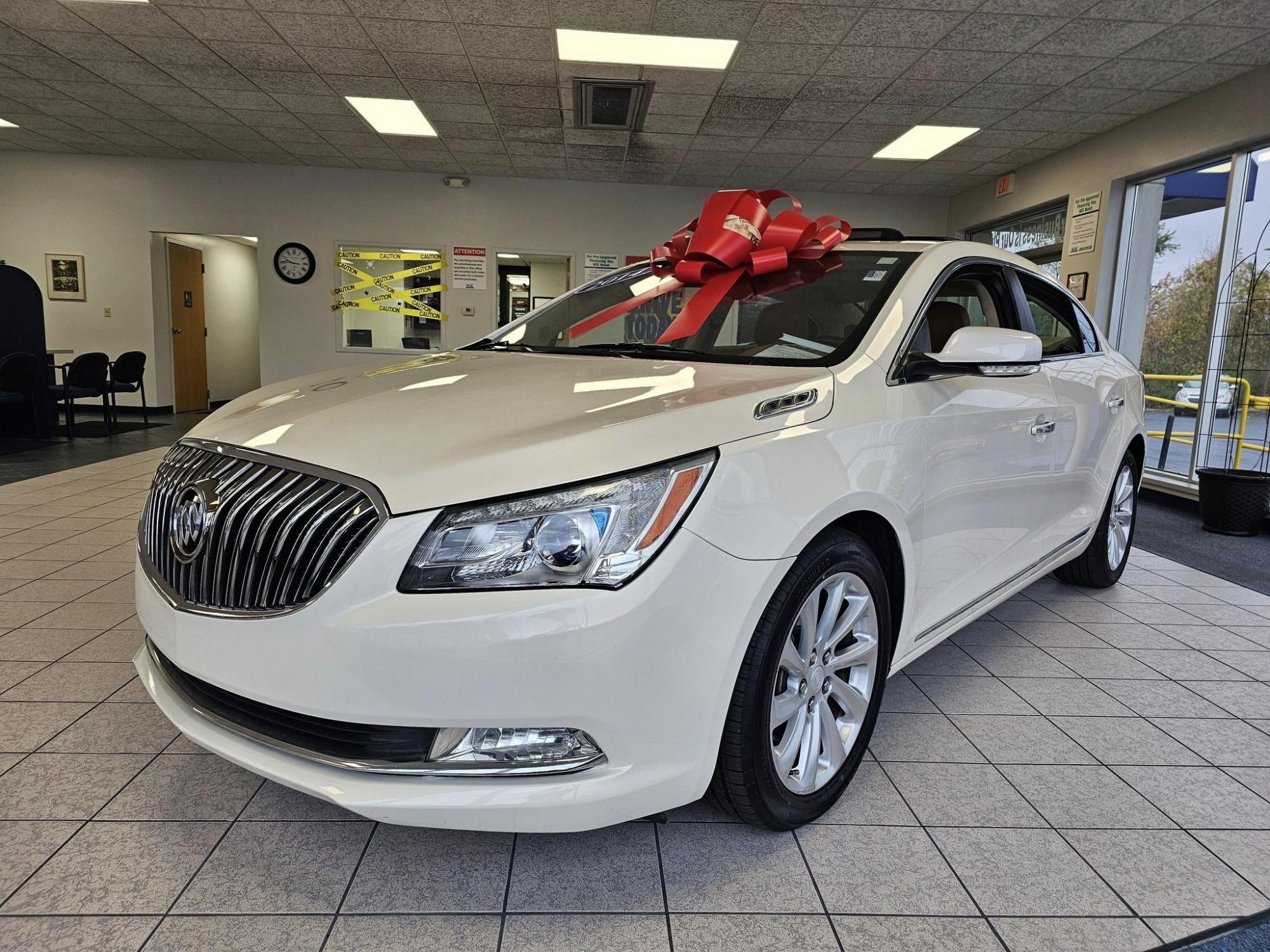 photo of 2014 Buick LaCrosse 